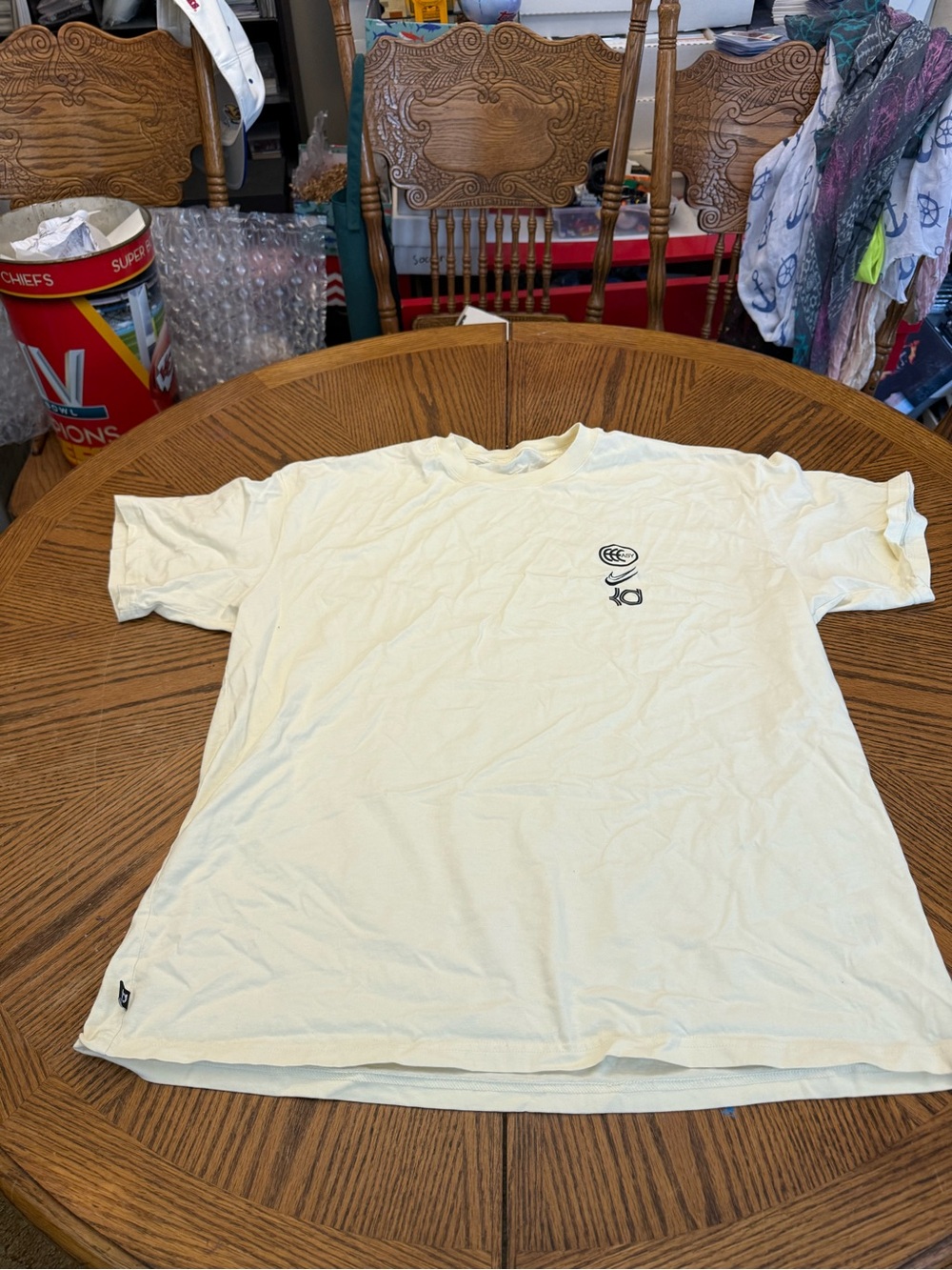 Nike KD Short Sleeve Crew T-Shirt in Light Cream with Small Chest Logo